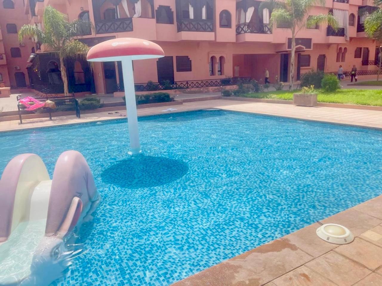 Oasis De Detente Avec Terrasse Et Vue Sur Piscine Маракеш Екстериор снимка